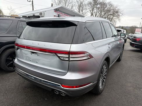 Used 2023 Lincoln Aviator Standard AWD w/ Premium Package image 6