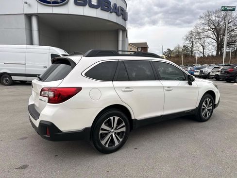 Used 2019 Subaru Outback 2.5i Limited image 5