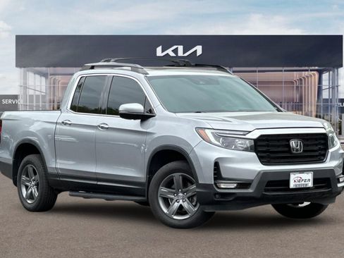 Used 2022 Honda Ridgeline RTL-E image 2