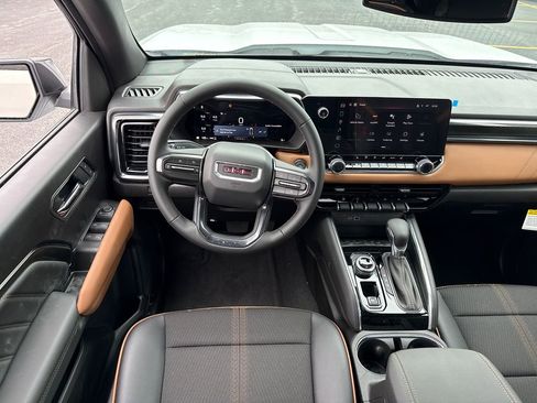 New 2026 GMC Canyon AT4 AWD/4WD image 29