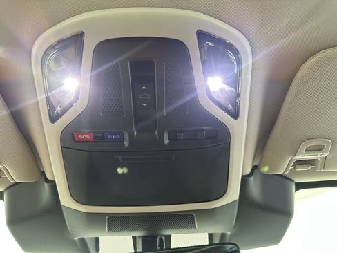 Used 2025 Subaru Outback Onyx Edition image 31