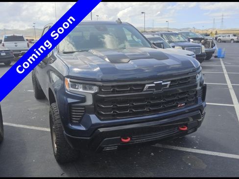 Used 2022 Chevrolet Silverado 1500 LT Trail Boss w/ LT Trail Boss Premium Package AWD/4WD image 9