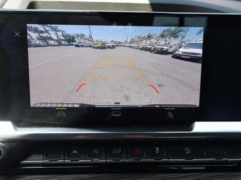 Used 2025 Chevrolet Silverado 1500 LT w/ Texas Edition Plus image 34