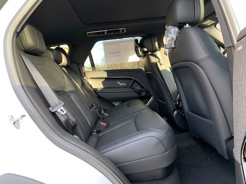 New 2026 Land Rover Range Rover Sport Dynamic SE image 17