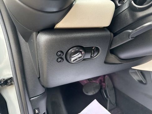 Used 2016 MINI Cooper 2-Door Hardtop image 28