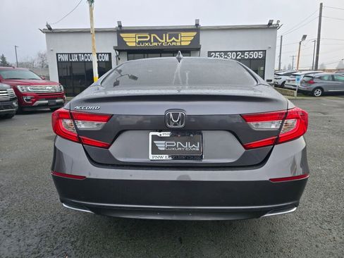 Used 2019 Honda Accord LX image 8
