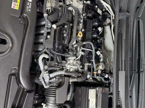 Used 2023 Toyota Corolla SE image 29