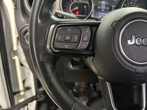 Used 2020 Jeep Wrangler Sport AWD/4WD image 19