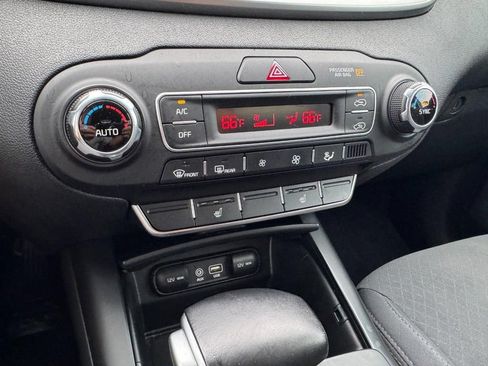 Used 2020 Kia Sorento LX w/ LX I4 Convenience Package FWD image 19