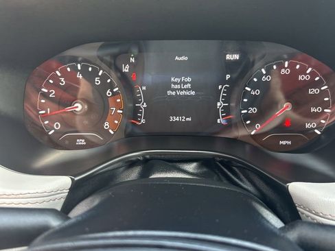 Used 2024 Jeep Compass Limited image 7