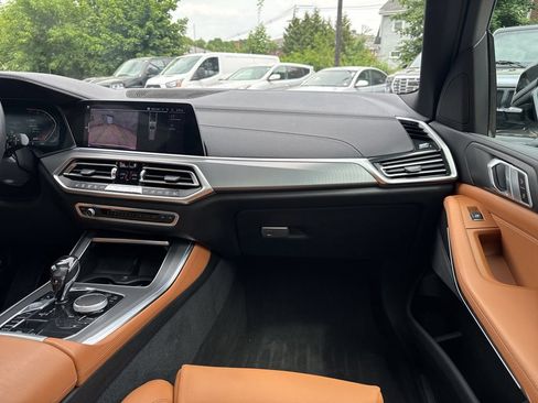 Used 2019 BMW X5 xDrive40i w/ Premium Package 2 AWD/4WD image 22