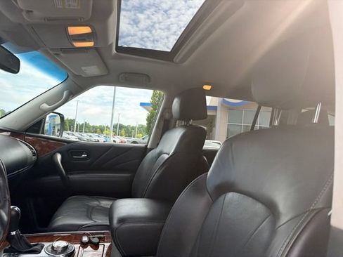 Used 2015 INFINITI QX80 4WD w/ Deluxe Technology Package image 8