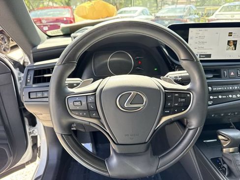 Used 2025 Lexus ES 350 Ultra Luxury w/ Accessory Package (Z2) FWD image 14