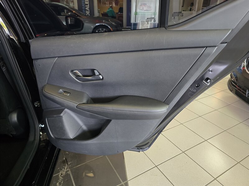 Used 2025 Nissan Sentra SV w/ All-Weather Package FWD image 15