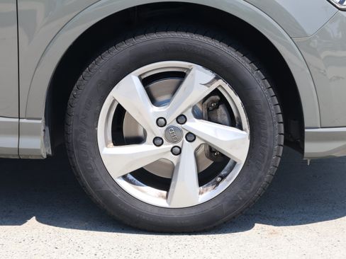 Used 2020 Audi Q3 2.0T Premium Plus AWD/4WD image 11