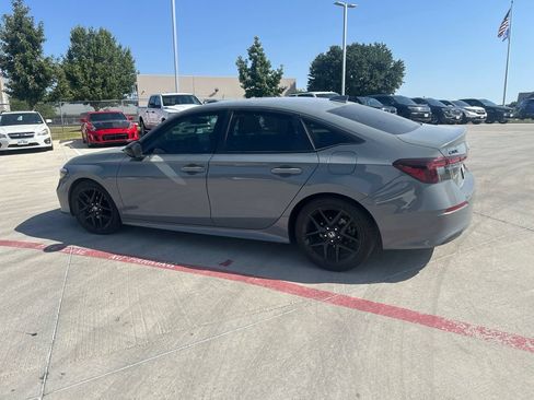 Used 2026 Honda Civic Sport image 4
