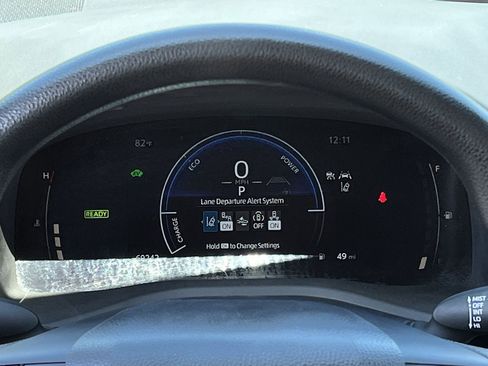 Used 2025 Toyota Camry LE FWD image 13