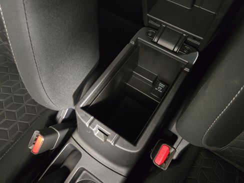 Used 2024 Mitsubishi Outlander Sport ES AWD/4WD image 29