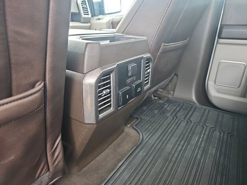 Used 2019 Ford F150 Limited w/ Trailer Tow Package image 12