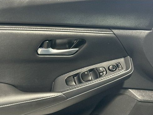 Certified 2025 Nissan Sentra SV w/ All-Weather Package image 15