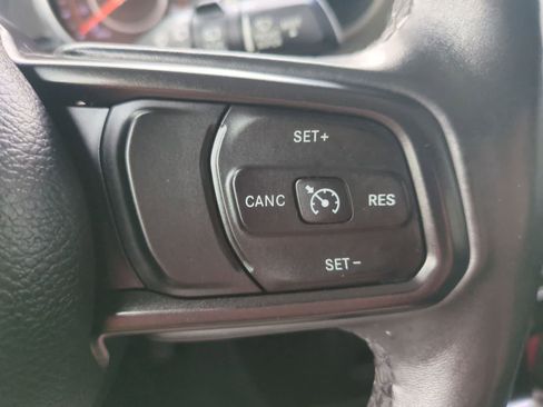 Certified 2018 Jeep Wrangler Unlimited Sport S AWD/4WD image 24