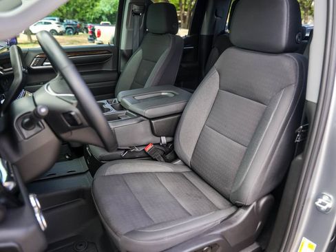 Used 2024 GMC Sierra 1500 Elevation image 10