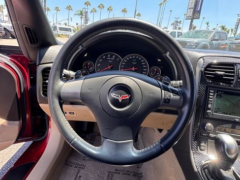 Used 2007 Chevrolet Corvette Convertible w/ Preferred Equipment Group RWD image 22