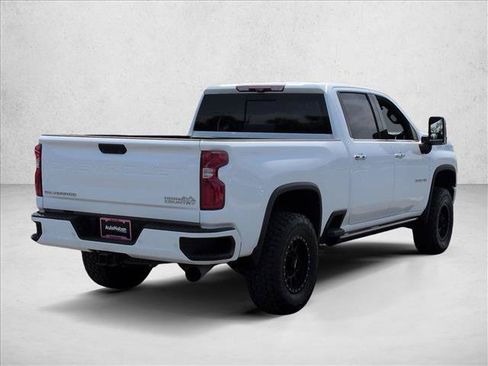 Used 2022 Chevrolet Silverado 2500 High Country w/ Z71 Off-Road Package AWD/4WD image 8