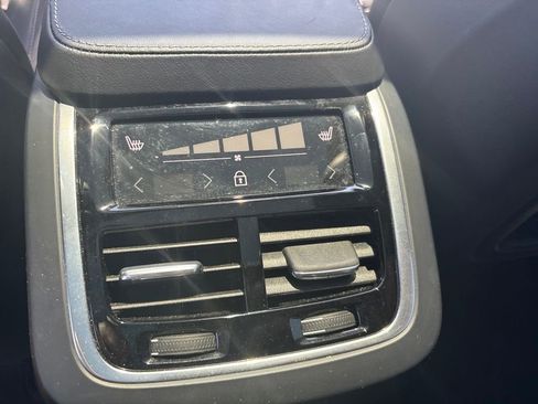 Used 2024 Volvo XC90 B6 Ultimate w/ Lounge Package AWD/4WD image 29