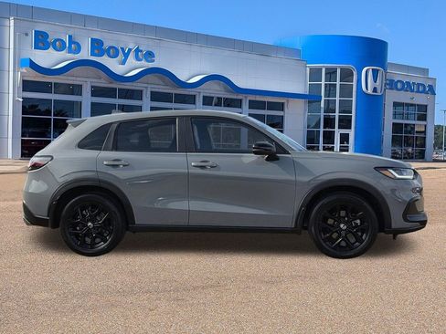 Used 2025 Honda HR-V Sport image 4