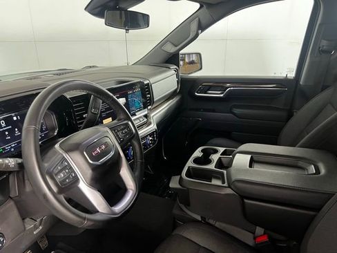 Used 2023 GMC Sierra 1500 Elevation image 9