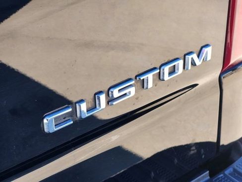 Used 2024 Chevrolet Silverado 1500 Custom image 10