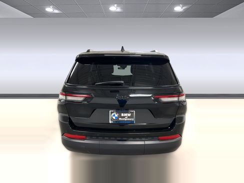 Used 2025 Jeep Grand Cherokee L Altitude image 9