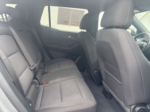 Used 2025 Chevrolet Equinox LT FWD image 39