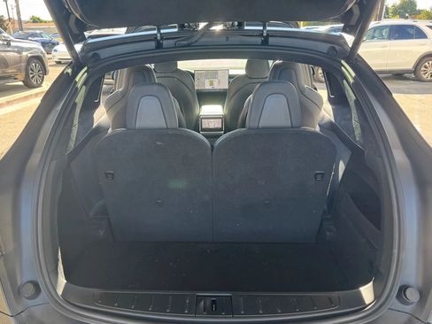 Used 2022 Tesla Model X Plaid image 17