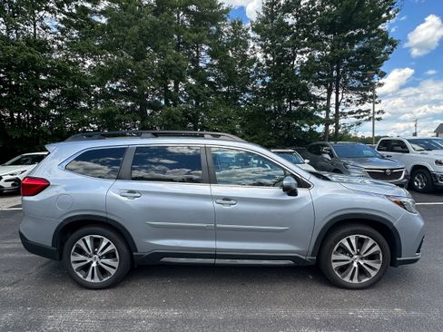 Used 2020 Subaru Ascent Limited w/ Technology Package AWD/4WD image 4
