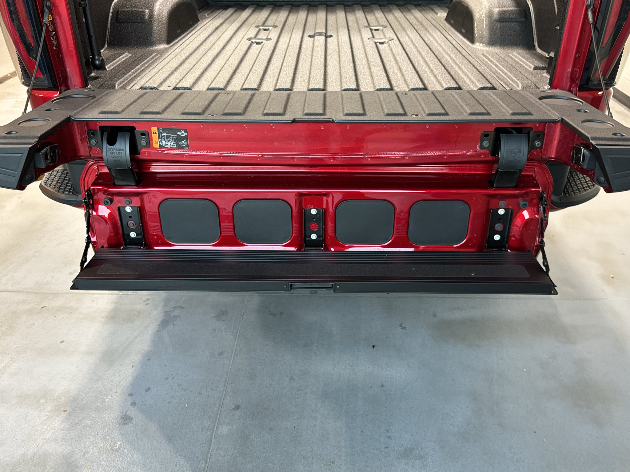 New 2026 GMC Sierra 2500 AT4 w/ AT4 Premium Plus Package AWD/4WD image 26