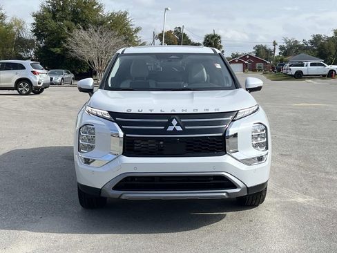 New 2026 Mitsubishi Outlander SE image 8