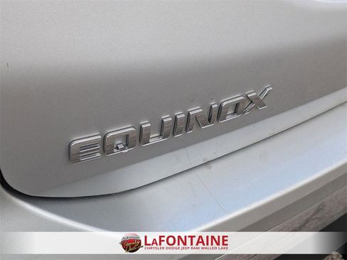 Used 2020 Chevrolet Equinox LT image 10