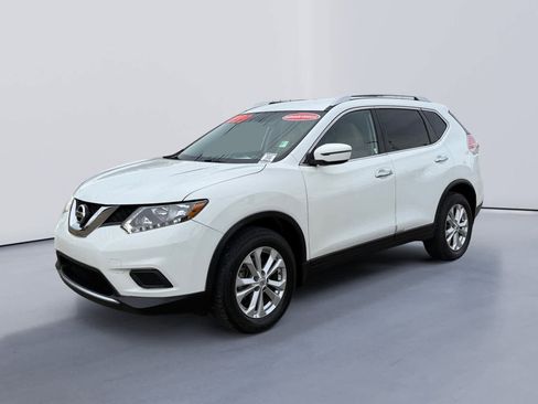 Used 2016 Nissan Rogue SV image 7