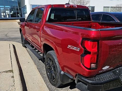 Certified 2024 Chevrolet Colorado Z71 w/ Z71 Convenience Package 2 AWD/4WD image 1