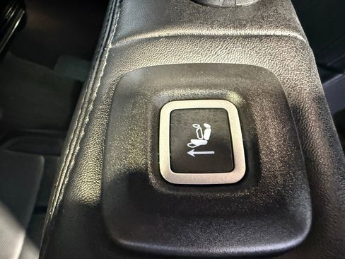 Used 2024 Jeep Wagoneer L Series II w/ Flexible Seating Group image 46