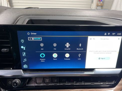 Used 2024 Chevrolet Silverado 2500 LT image 38