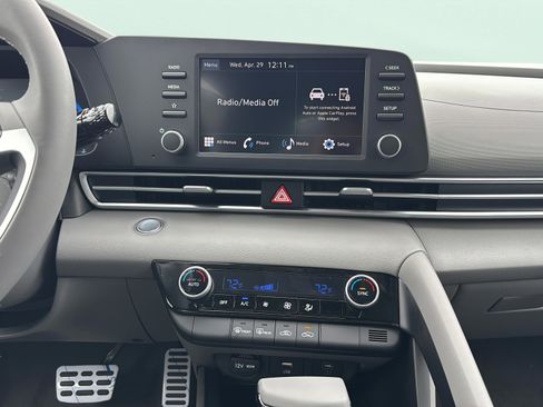 New 2026 Hyundai Elantra Sport FWD image 11