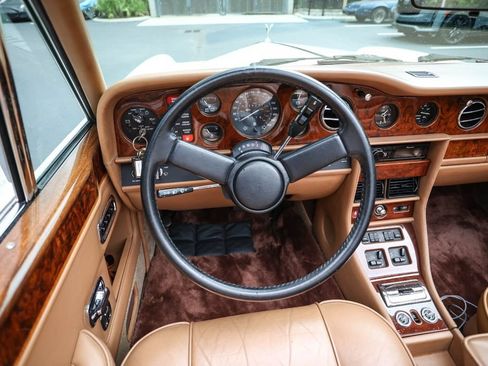 Used 1989 Rolls-Royce Corniche II RWD image 21