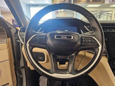 Used 2021 Jeep Grand Cherokee L Limited RWD image 16