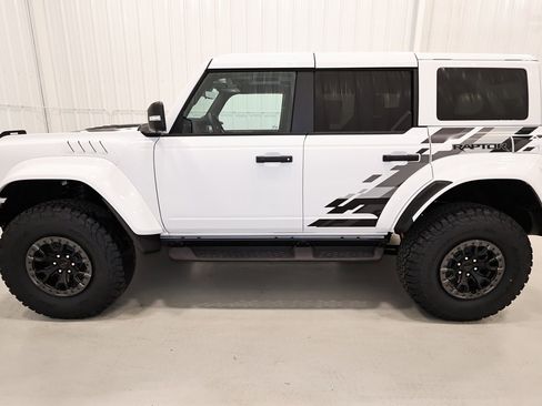 New 2025 Ford Bronco Raptor image 5