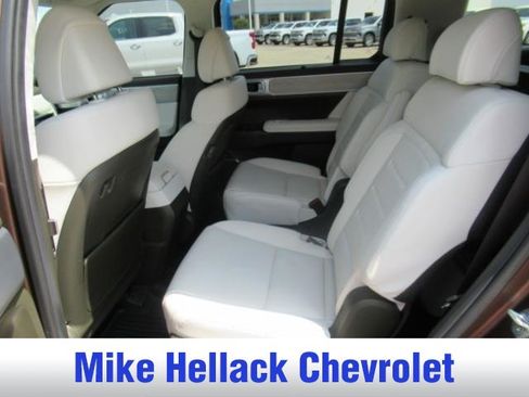 Used 2024 Hyundai Santa Fe Calligraphy FWD image 19