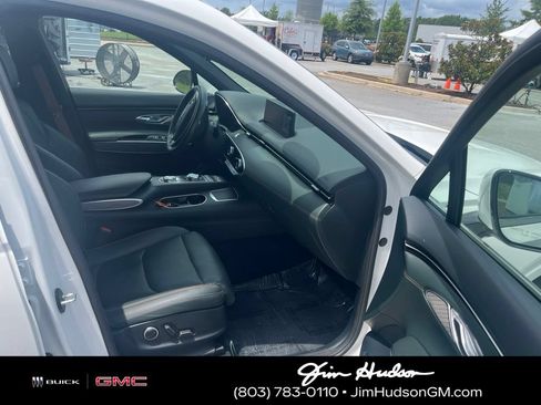 Used 2023 Genesis GV70 2.5T w/ Advanced Package AWD/4WD image 7