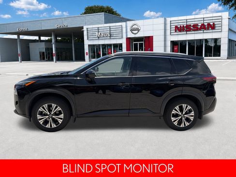Used 2021 Nissan Rogue SV w/ Premium Package AWD/4WD image 7